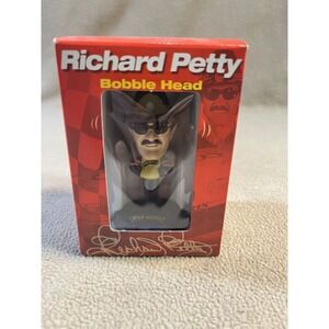 Richard Petty Pop-Secret Bobblehead NASCAR Racing No 43 North Carolina Speedway